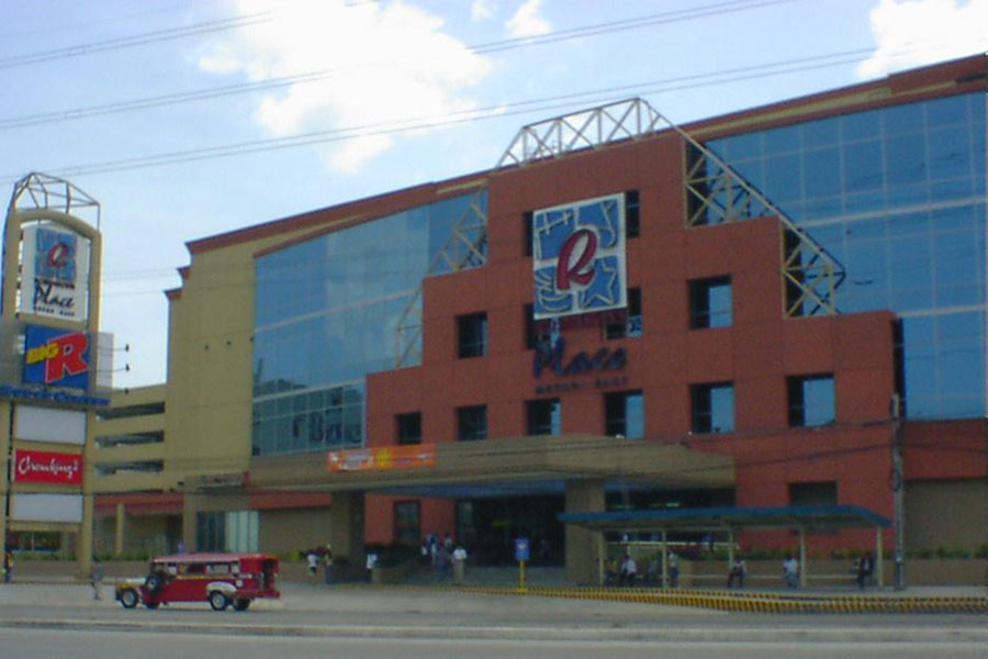 Robinsons Place – Metro East